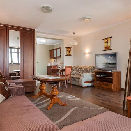 Apartamenty Pod Orlami By Noclegi Renters Swinoujscie Kültér fotó