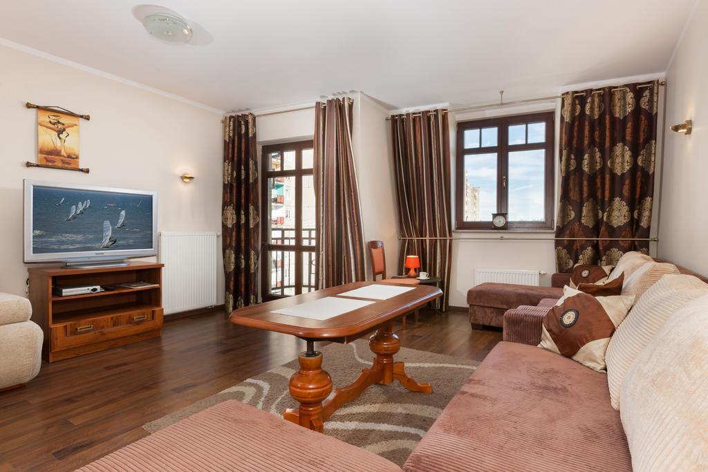 Apartamenty Pod Orlami By Noclegi Renters Swinoujscie Kültér fotó