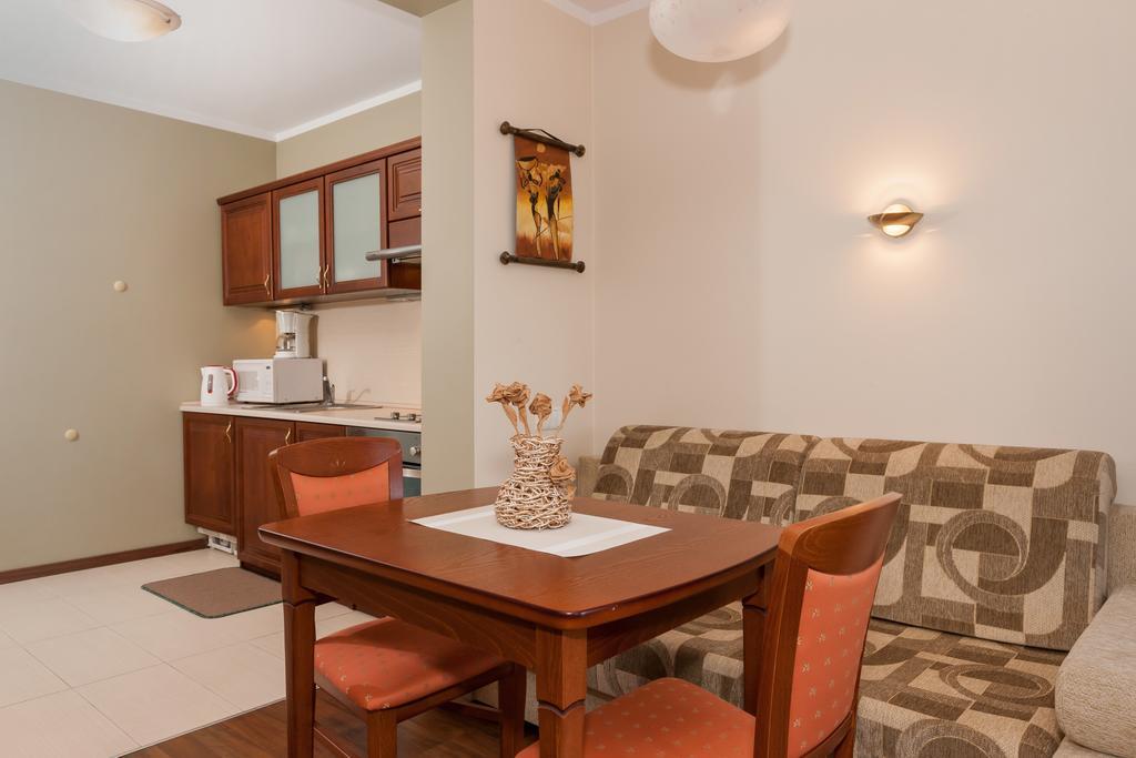 Apartamenty Pod Orlami By Noclegi Renters Swinoujscie Kültér fotó